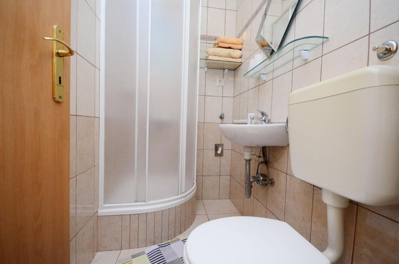 Apartments Blazenka Banjol 외부 사진