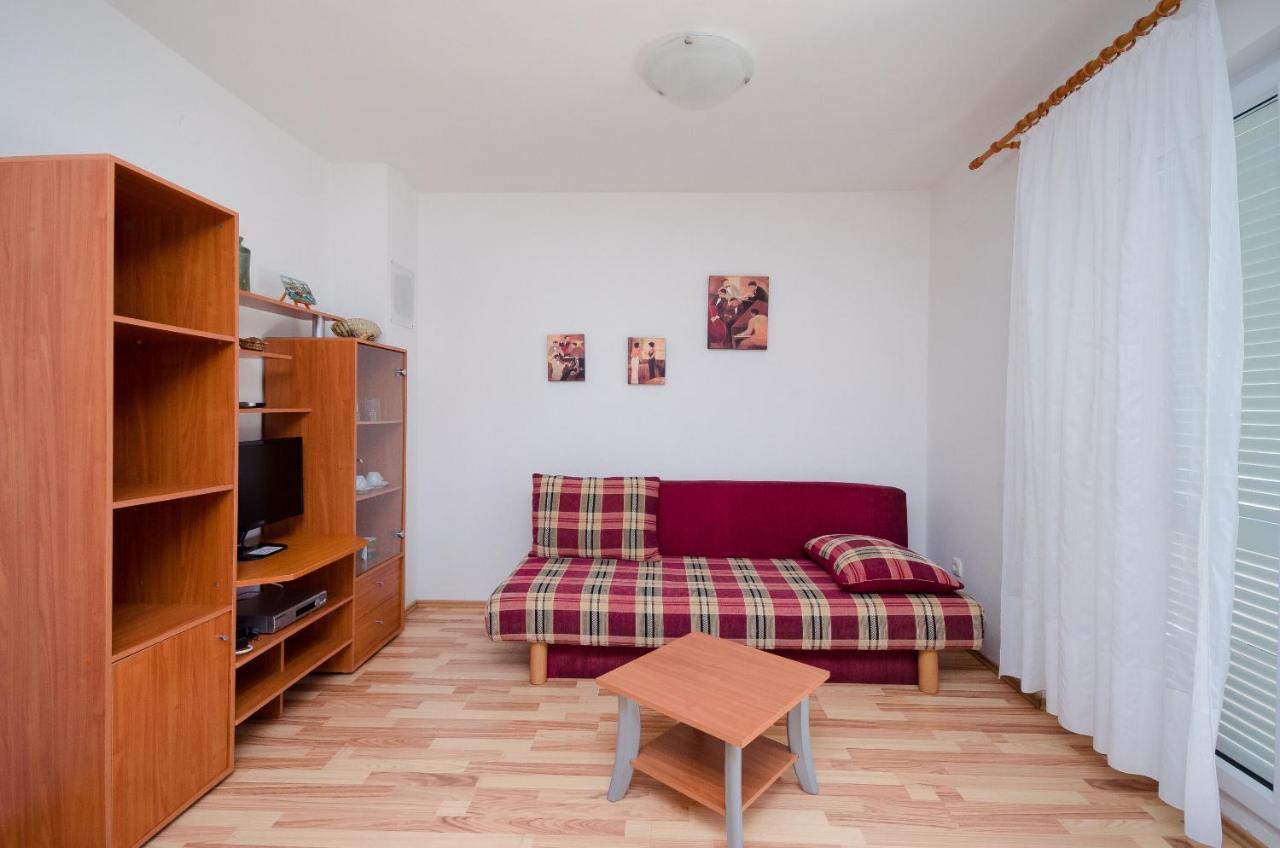 Apartments Blazenka Banjol 외부 사진